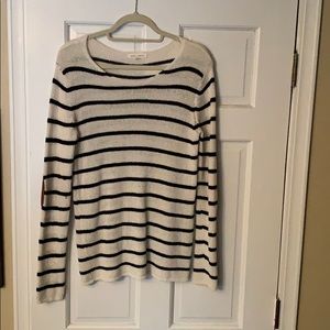 Black and white stripped sweater